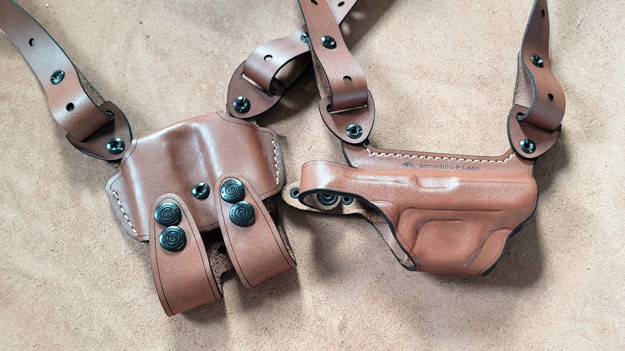 Picture of TAN LEATHER HORIZONTAL SHOULDER HOLSTER FOR WALTHER PPK